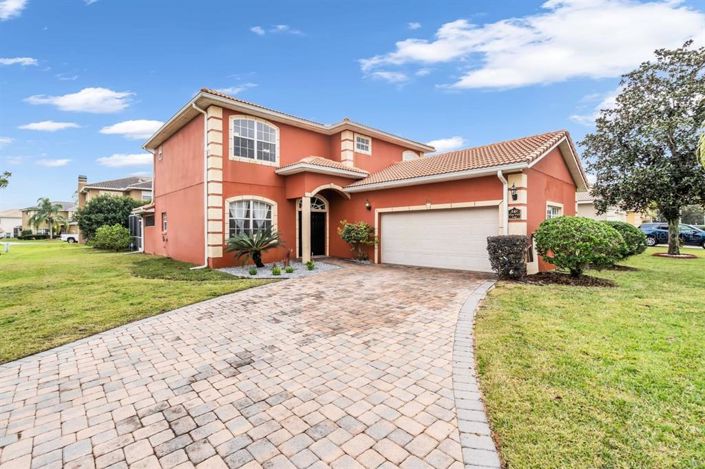 Image No.2-6 Bed Property for sale