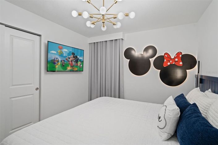 Image No.37-6 Bed Townhouse for sale