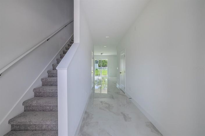 Image No.3-3 Bed Townhouse for sale