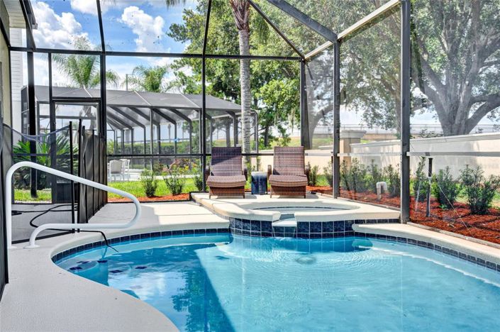 Image No.36-5 Bed Property for sale