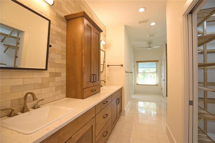 Image No.34-Propriété de 4 chambres à vendre à Sarasota