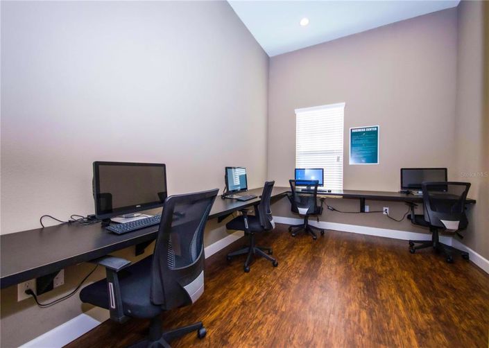 Image No.80-4 Bed Townhouse for sale