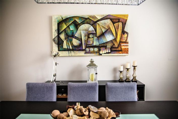 Image No.25-5 Bed Property for sale