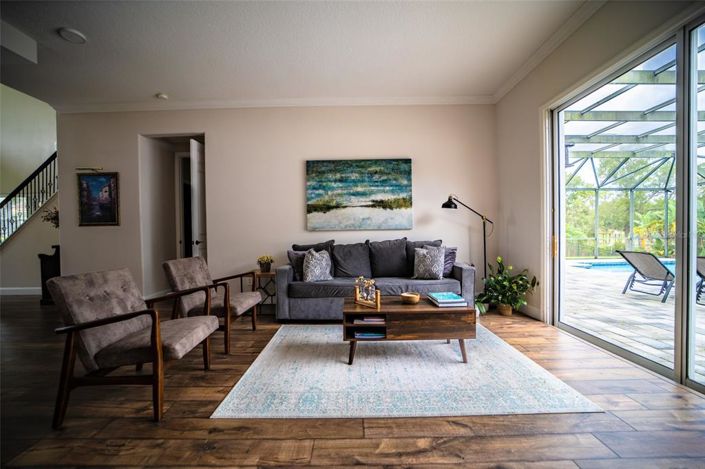 Image No.37-5 Bed Property for sale