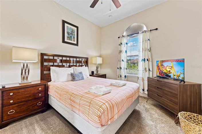 Image No.11-3 Bed Townhouse for sale