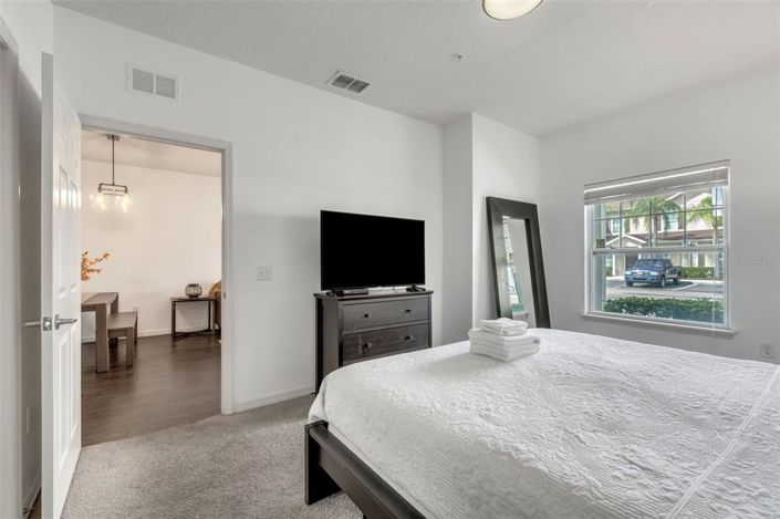 Image No.11-3 Bed Townhouse for sale