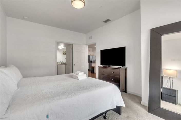 Image No.12-3 Bed Townhouse for sale