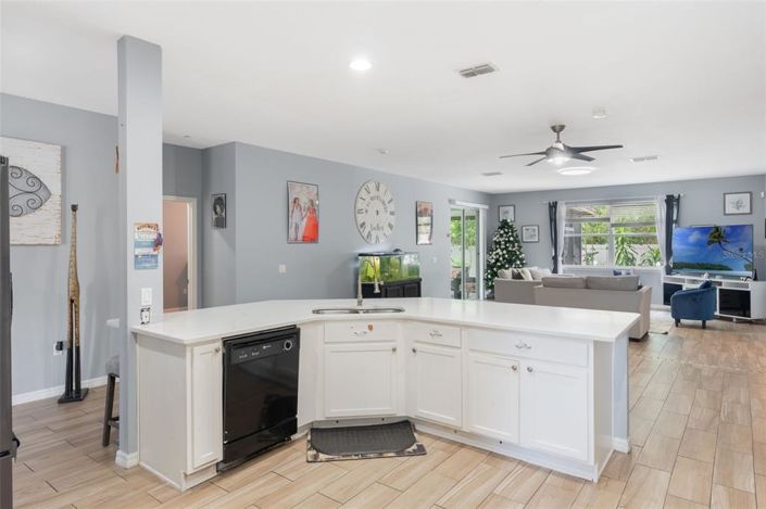 Image No.11-Propriété de 4 chambres à vendre à Kissimmee