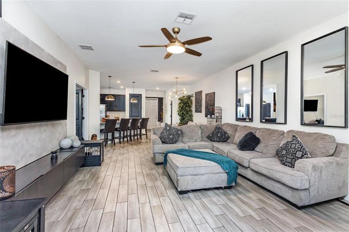 Image No.7-Propriété de 4 chambres à vendre à Haines City