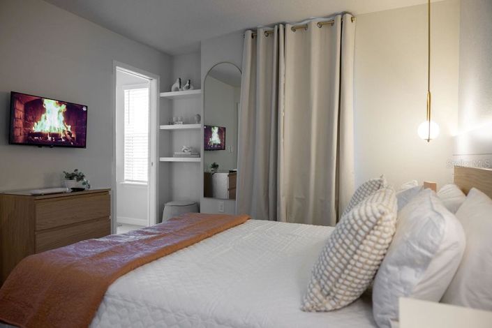 Image No.73-7 Bed Property for sale