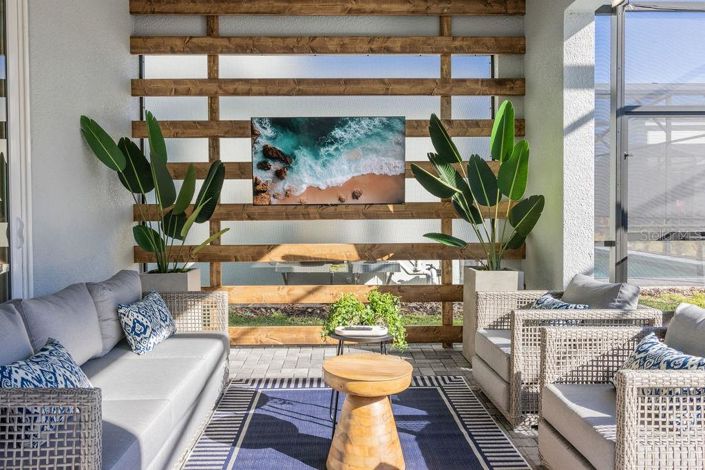 Image No.86-7 Bed Property for sale