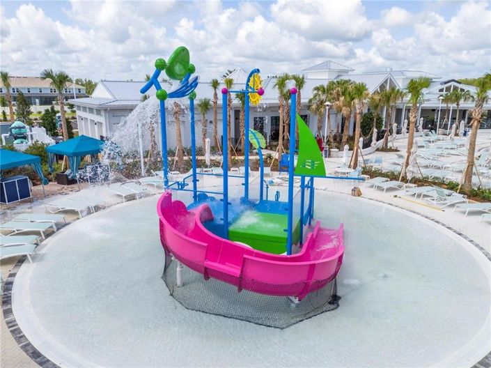 Image No.97-7 Bed Property for sale