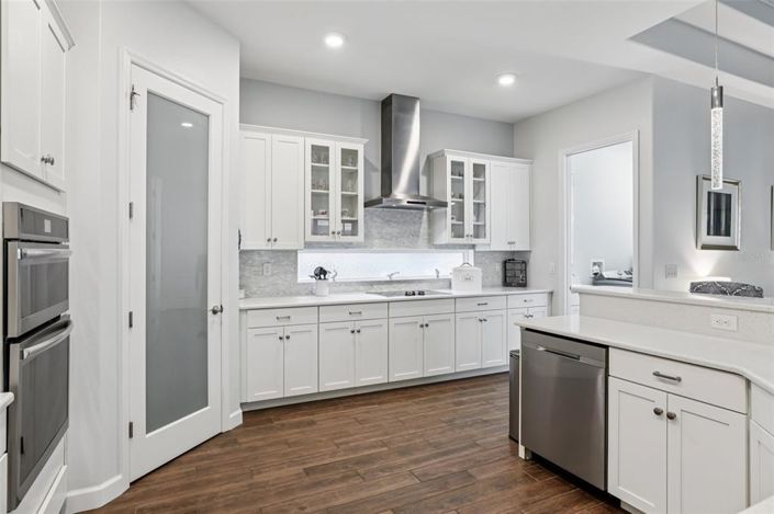 Image No.23-4 Bed Property for sale