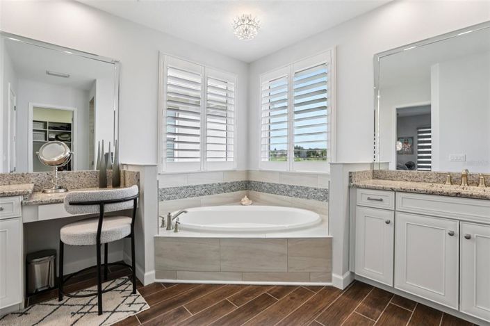 Image No.38-4 Bed Property for sale