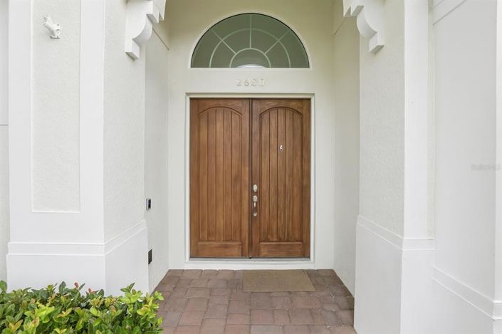 Image No.4-4 Bed Property for sale