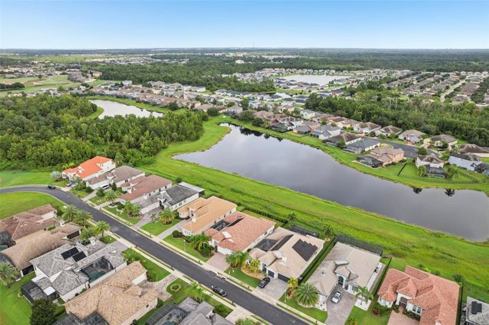 Image No.65-4 Bed Property for sale