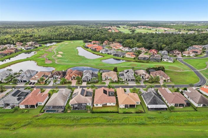 Image No.68-4 Bed Property for sale