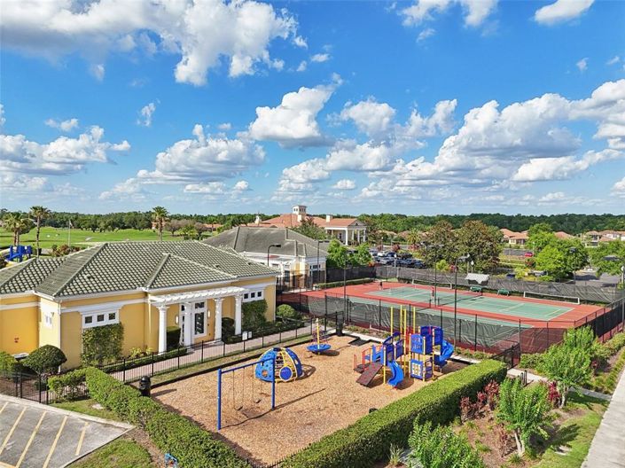 Image No.87-4 Bed Property for sale