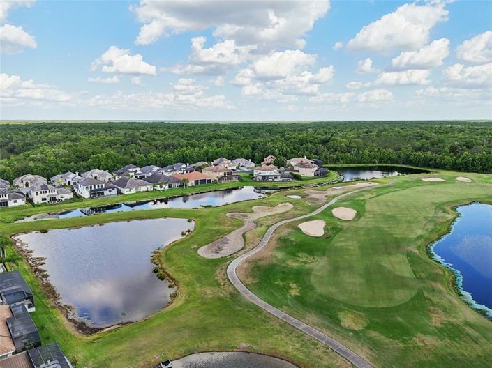 Image No.94-4 Bed Property for sale