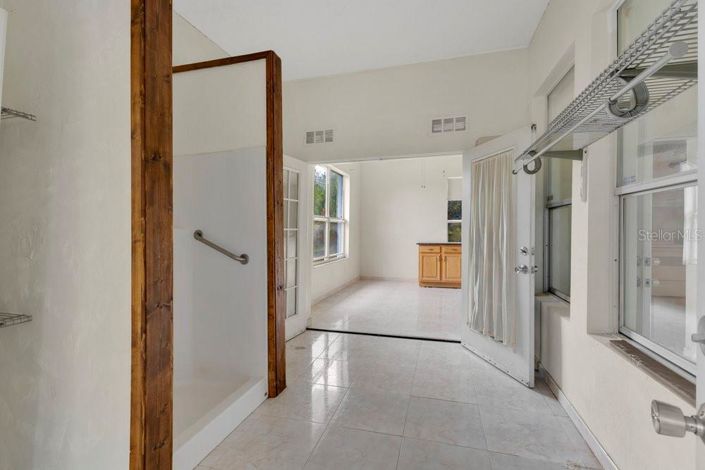 Image No.2-Propriété de 2 chambres à vendre à Kissimmee