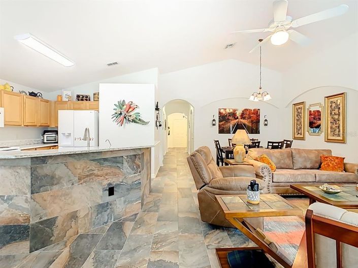 Image No.6-4 Bed Property for sale