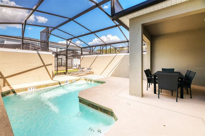 Image No.21-4 Bed Townhouse for sale