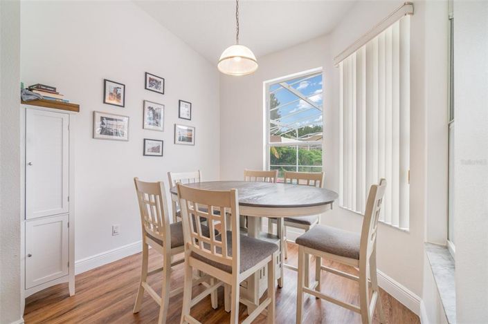 Image No.11-Propriété de 4 chambres à vendre à Orlando