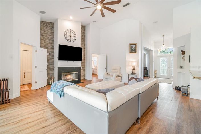 Image No.16-Propriété de 4 chambres à vendre à Orlando