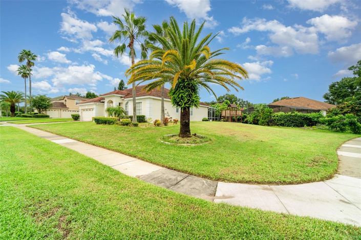 Image No.2-Propriété de 4 chambres à vendre à Orlando