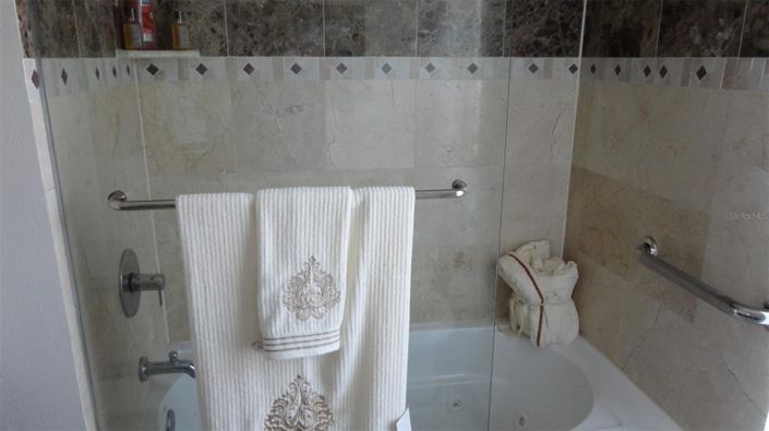 Image No.18-3 Bed Property for sale