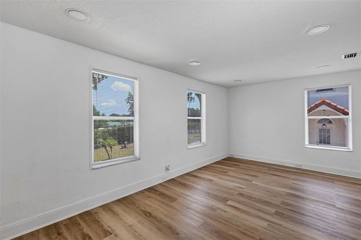 Image No.24-Propriété de 4 chambres à vendre à Haines City