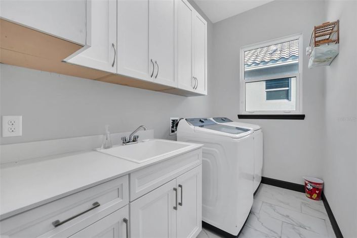 Image No.29-4 Bed Property for sale