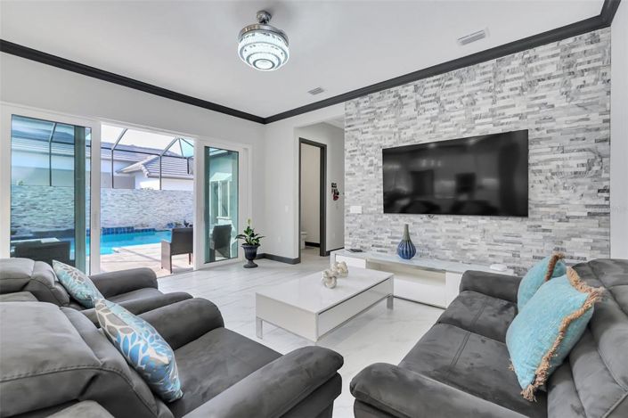 Image No.35-4 Bed Property for sale