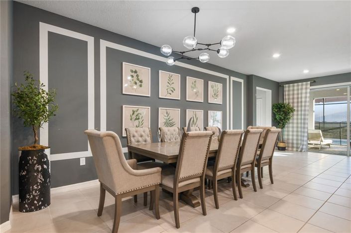 Image No.16-8 Bed Property for sale