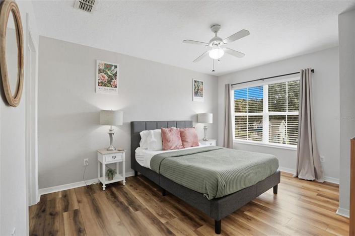 Image No.19-4 Bed Townhouse for sale