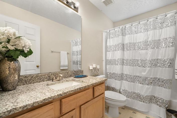 Image No.19-5 Bed Property for sale