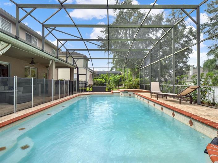 Image No.35-5 Bed Property for sale