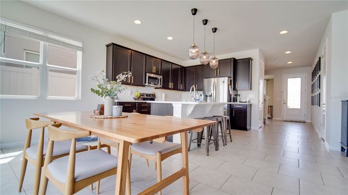 Image No.12-4 Bed Property for sale