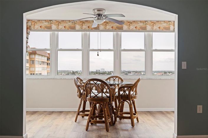 Image No.11-2 Bed Property for sale