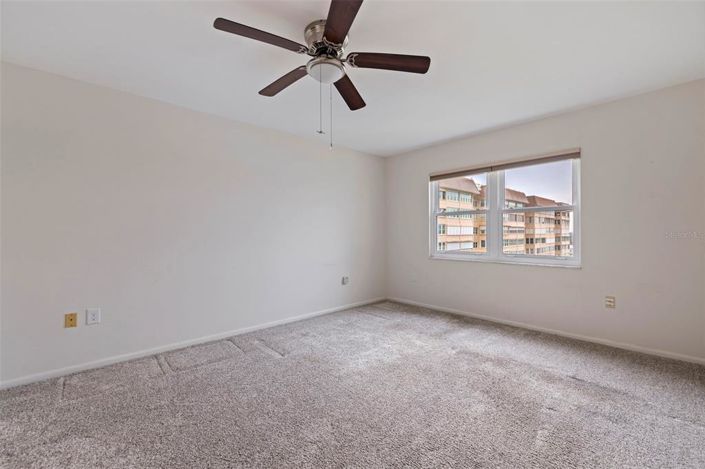 Image No.26-2 Bed Property for sale