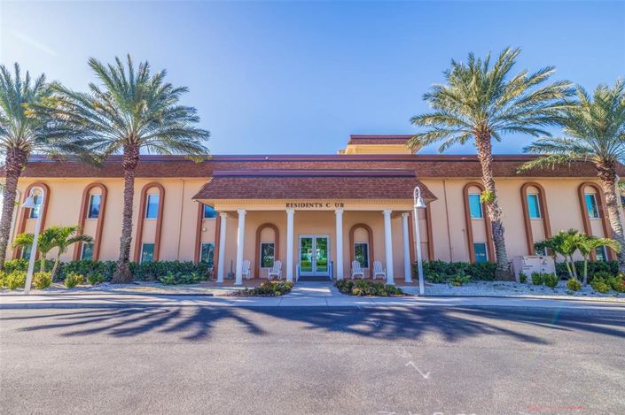 Image No.33-2 Bed Property for sale