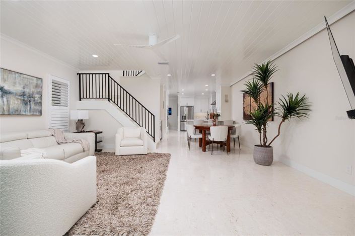 Image No.15-2 Bed Townhouse for sale