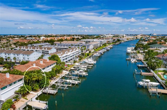 Image No.50-2 Bed Townhouse for sale