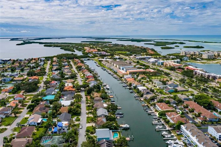 Image No.71-2 Bed Townhouse for sale