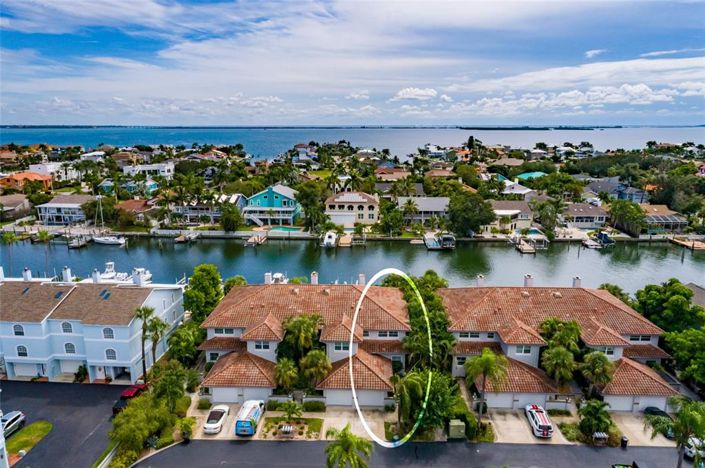 Image No.73-2 Bed Townhouse for sale