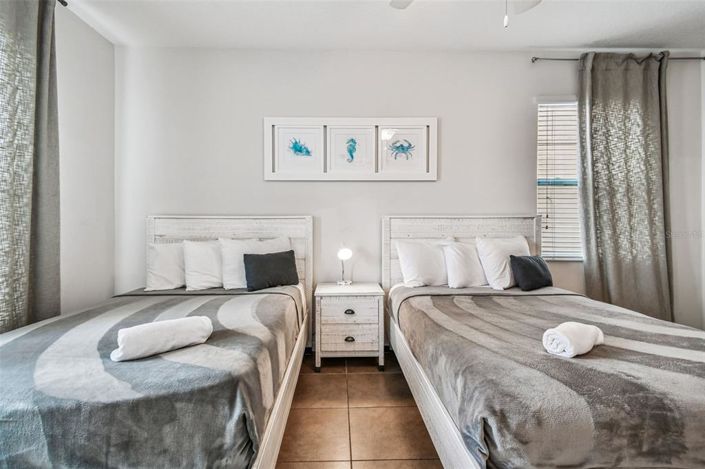 Image No.11-7 Bed Property for sale