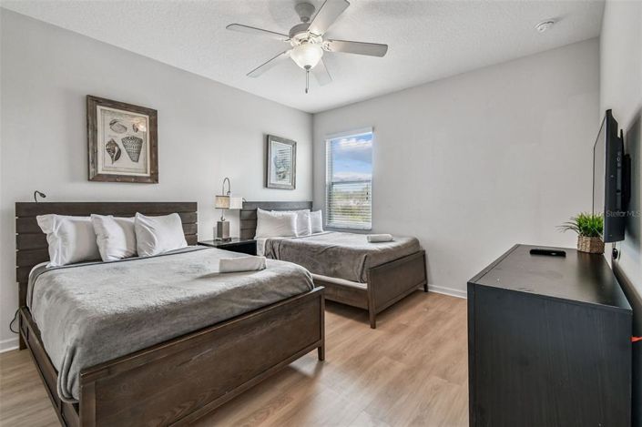 Image No.37-7 Bed Property for sale