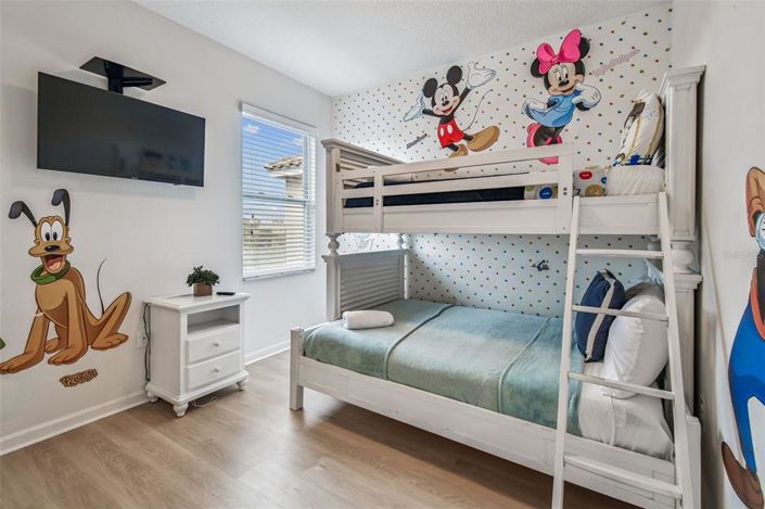 Image No.8-7 Bed Property for sale