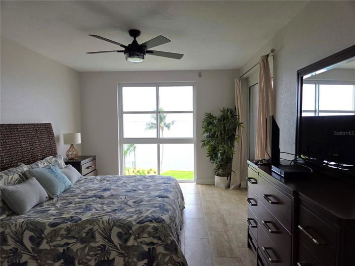 Image No.20-2 Bed Property for sale