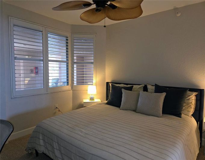 Image No.28-2 Bed Property for sale